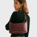 Isa - Burgundia Chic